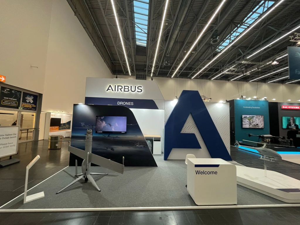 2025-exhibit-design-trends