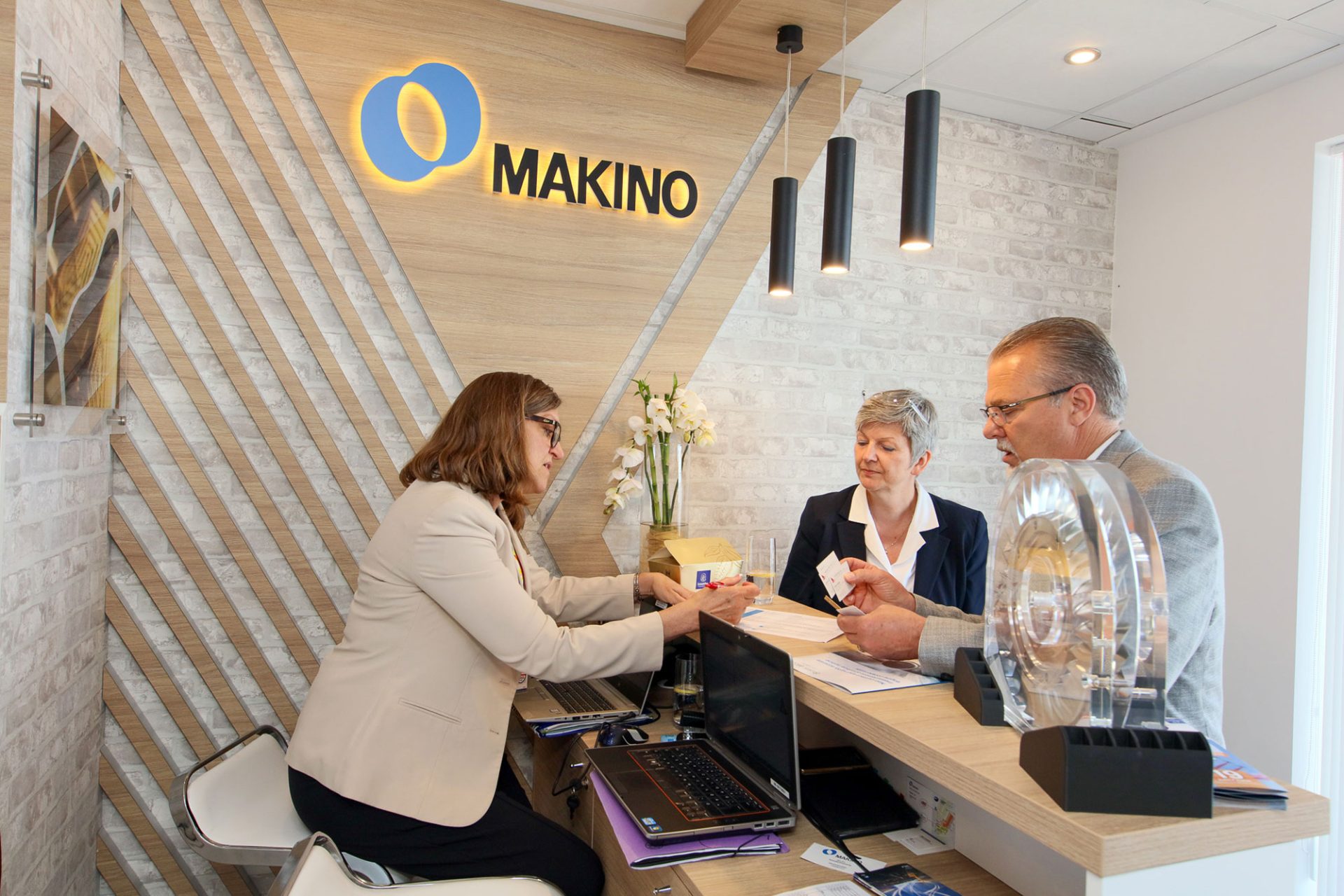 Makino – Paris Air Show