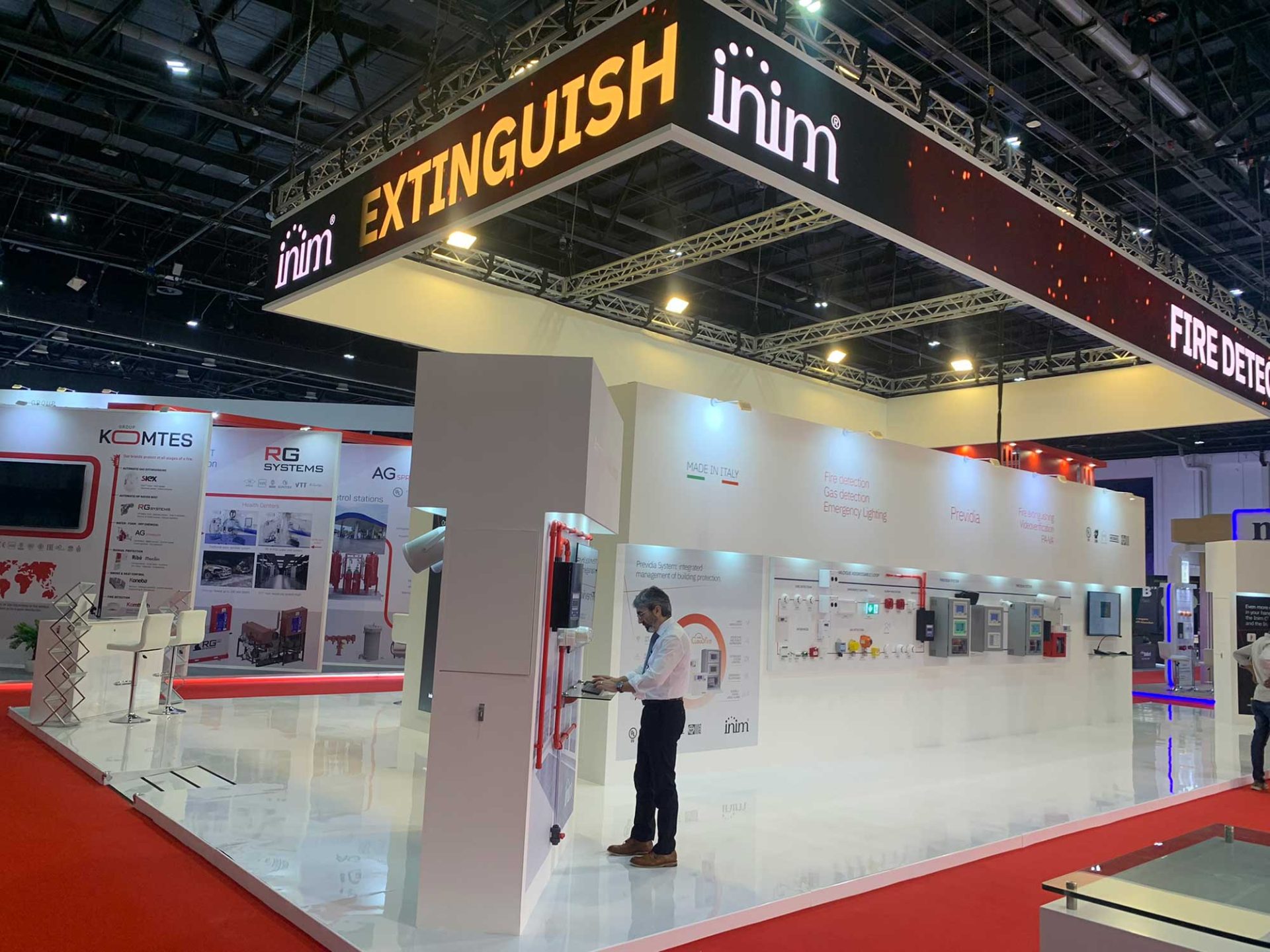 inim-electronics-intersec-exhibition-booth-design